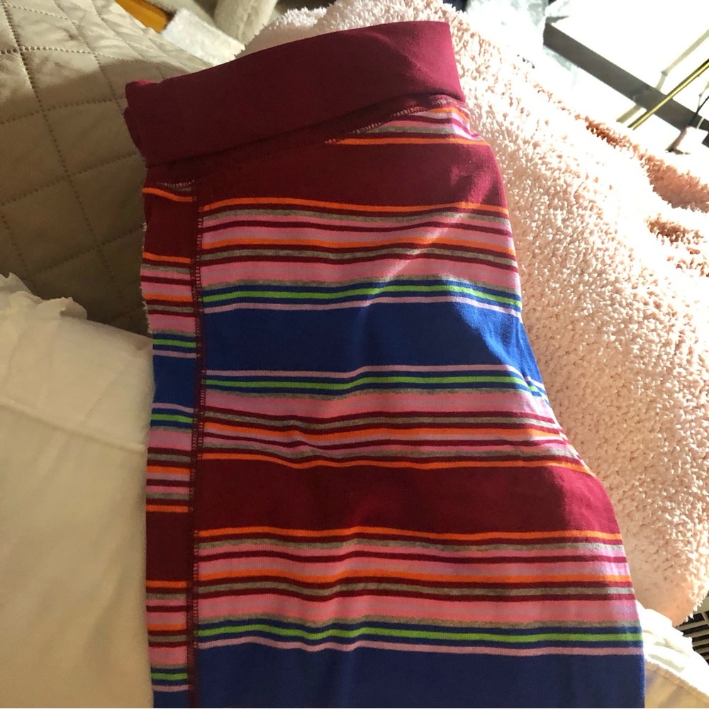 PINK Victoria’s Secret striped lounge bottoms NWT - Picture 2 of 10